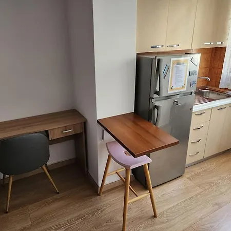 Daire Andi's Place-comfy Studio-city Center